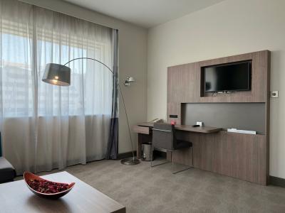 Novotel World Trade Centre Dubai - 77