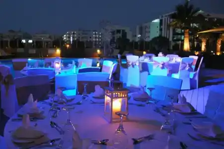 Majestic City Retreat - 18