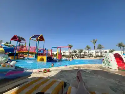 Continental Plaza Beach Resort - 83