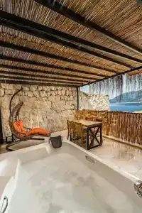 Gumus Peninsula - 12