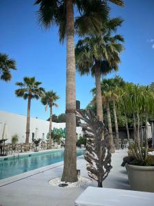 LIV by Bellazure - 26