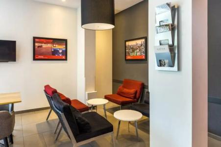 Red Planet Bangkok Asoke - SHA Extra Plus - 21