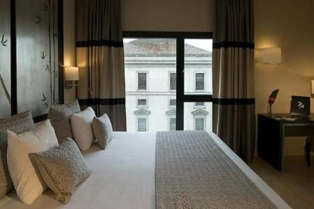 Radisson RED Madrid - 89