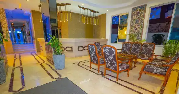 Kleopatra Celine - 98