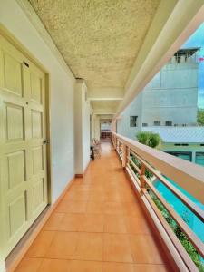 MANGO Lagoon Place - 5