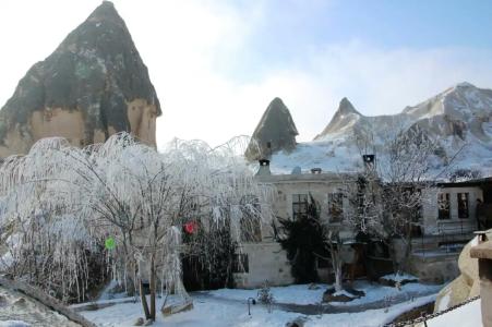 Traveller's Cave - 6