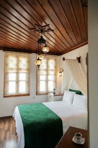 White Garden-Adult Only - 55