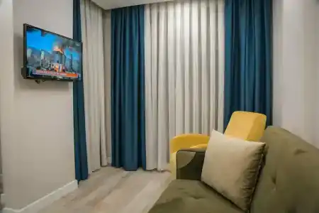 White Golden Suite - 35