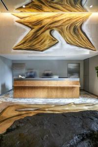 Mondrian Park Avenue - 71