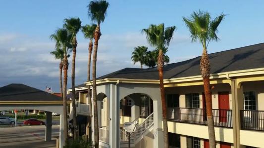 Texas Inn Downtown McAllen - 16