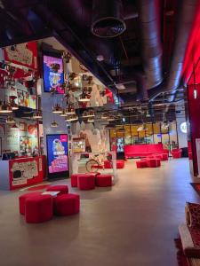 Radisson Red, Dubai Silicon Oasis - 18