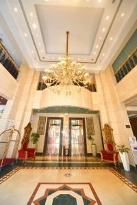 Nejoum Al Emarat - 54