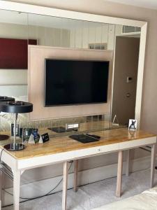 Charisma De Luxe - 40