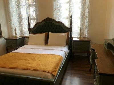 White Garden-Adult Only - 53