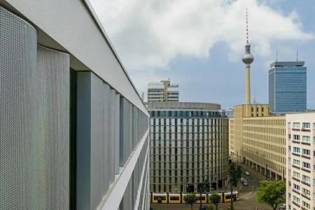 Hampton by Hilton Berlin City Centre Alexanderplatz - 10