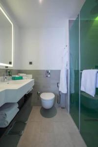 Park Inn By Radisson Istanbul Ataturk Airport - 44