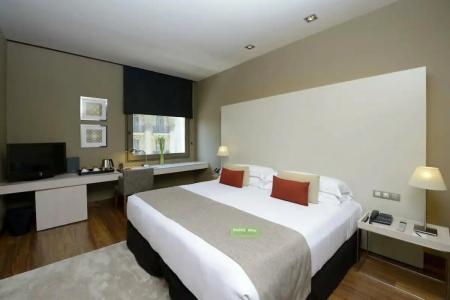 Grand Central, Small Luxurys - 16