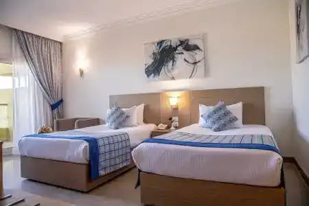 Palm Beach Resort Families and Couples only - 2