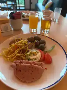 Hampton by Hilton Dubai Al Seef - 12