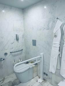 Grand Palace Rome - 96