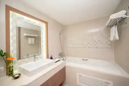 Centara Pattaya - 64