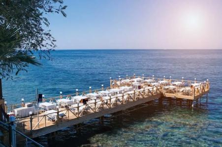 Charisma De Luxe - 9