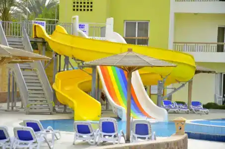 Palm Beach Resort Families and Couples only - 16