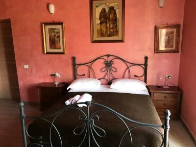 Villa Scotillo Guest House - 17