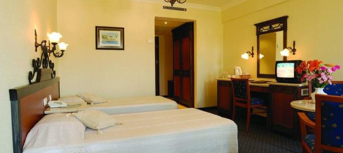 Club Cactus Paradise - 90