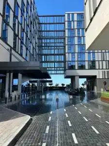 Holiday Inn Dubai Al-Maktoum Airport - 83