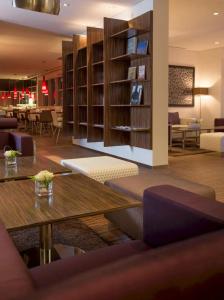 Pullman Dubai Jumeirah Lakes Towers - & Residence - 71