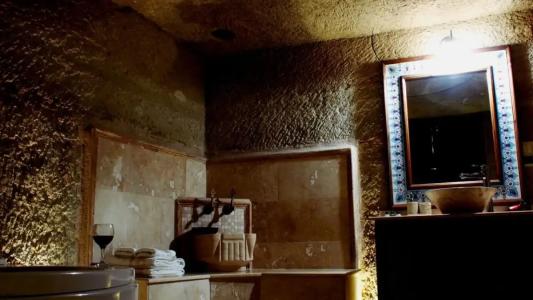 Family Cave Suite - 56