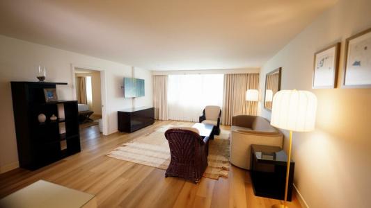 Luxe Sunset Boulevard - 36