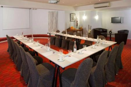 Best Western Premier Le Patio des Artistes Wellness Jacuzzi - 70