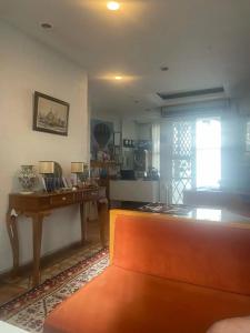 Antique - 60