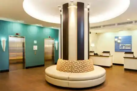 Holiday Inn Express - Times Square South, an IHG - 4