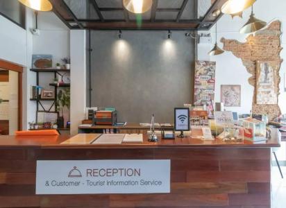 The Old City Wall Inn - 20