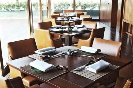 Square Nine Belgrade-The Leadings of The World - 79