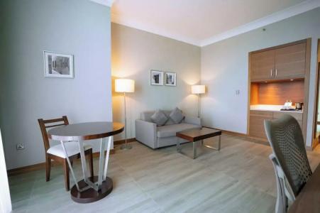 Hilton Garden Inn Dubai Al Muraqabat - Deira - 36