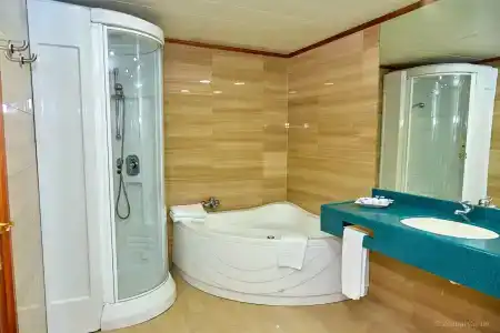 Zentral Center - Adults only - 93