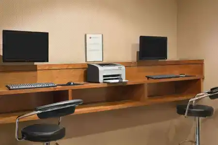 Ramada by Wyndham Naples - 24