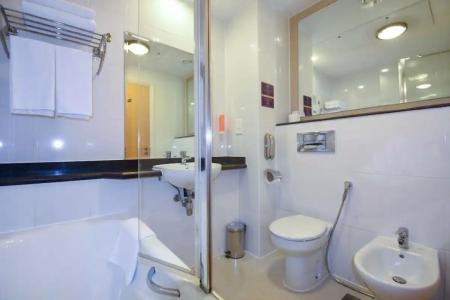 Premier Inn Dubai International Airport - 25