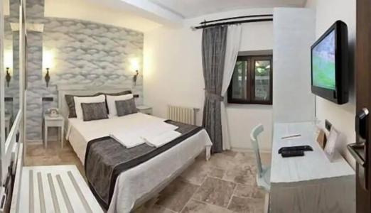 Assos Behram Special Class Adult Only 12 - 57