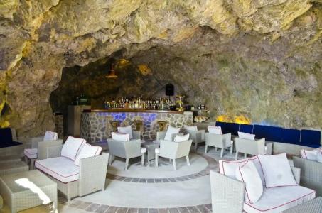 Grand Excelsior - 83