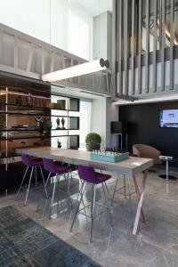 Ramada & Suites by Wyndham Izmir Kemalpasa - 62