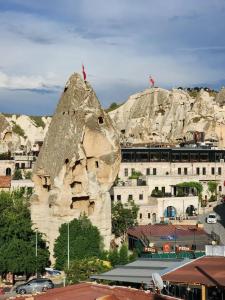 Elegance Cave Suites & Restaurant - 8