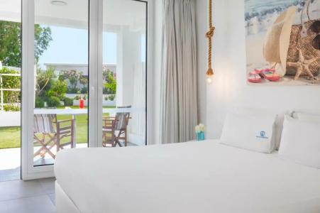 Blue Harbour Boutique - 14