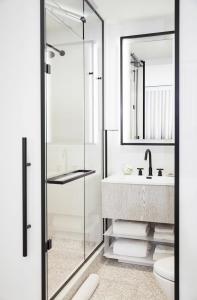 The William Vale - 98