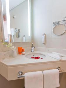 Ibis Abu Dhabi Gate - 17