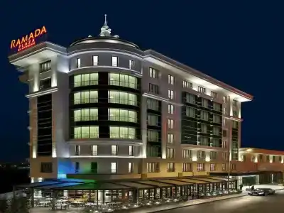 Ramada Plaza by Wyndham Eskisehir - 4